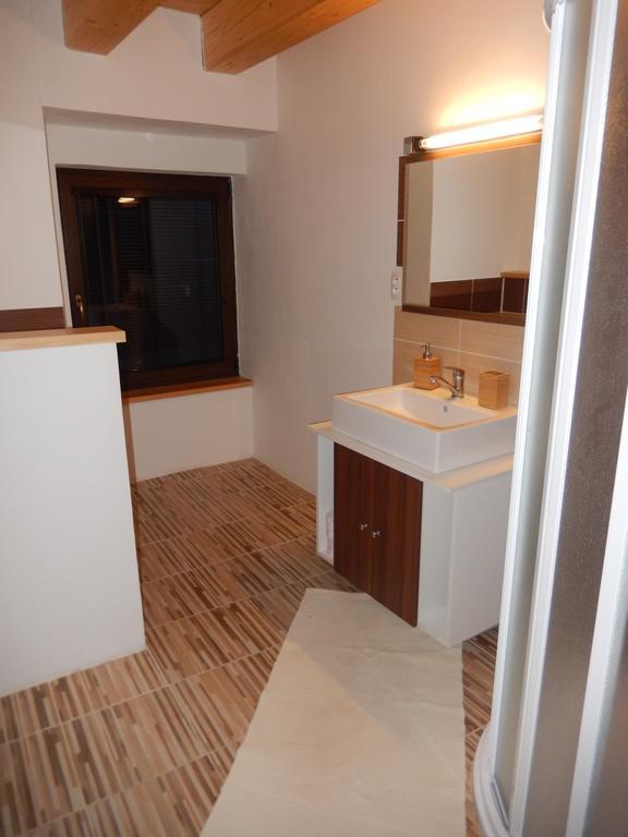 Apartment U Lochu Knovicky Екстериор снимка