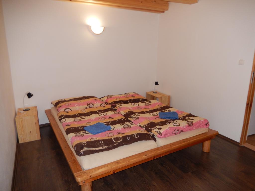 Apartment U Lochu Knovicky Екстериор снимка